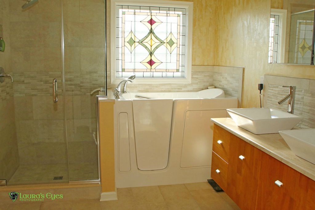 bathroom with walk-in tub
